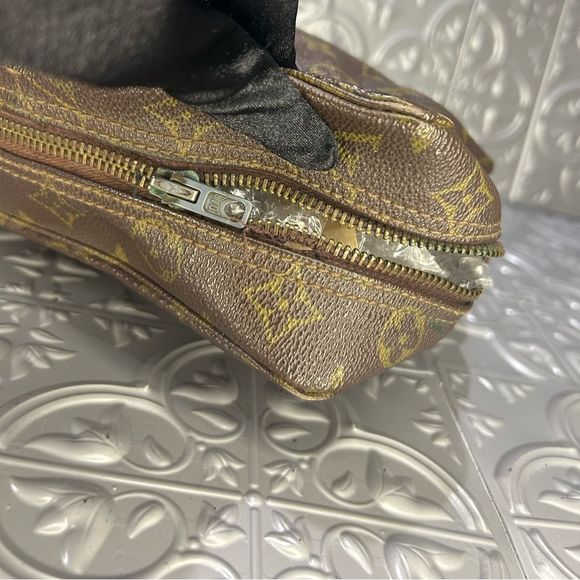 Louis Vuitton Trousse 28 Unisex BROWN Monogram canvas Cosmetic Bag - Picture 9 of 16